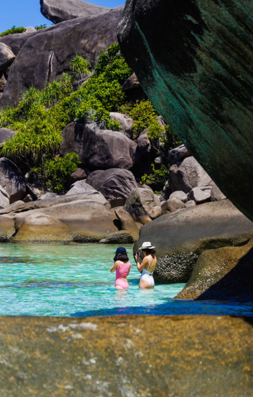シミラン諸島№8上陸しランチ＆フリータイム
