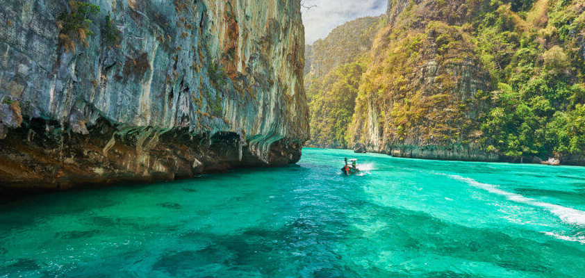 プーケット発・ハイシーズンおすすめダイブサイト|ピピ島