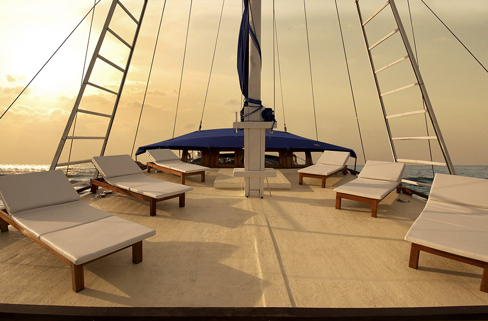 The Phinisi（フィニシ号）・サンデッキエリア