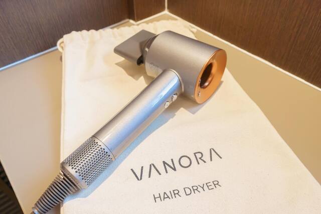 Vanora号に備えられたダイソンのヘアードライヤー